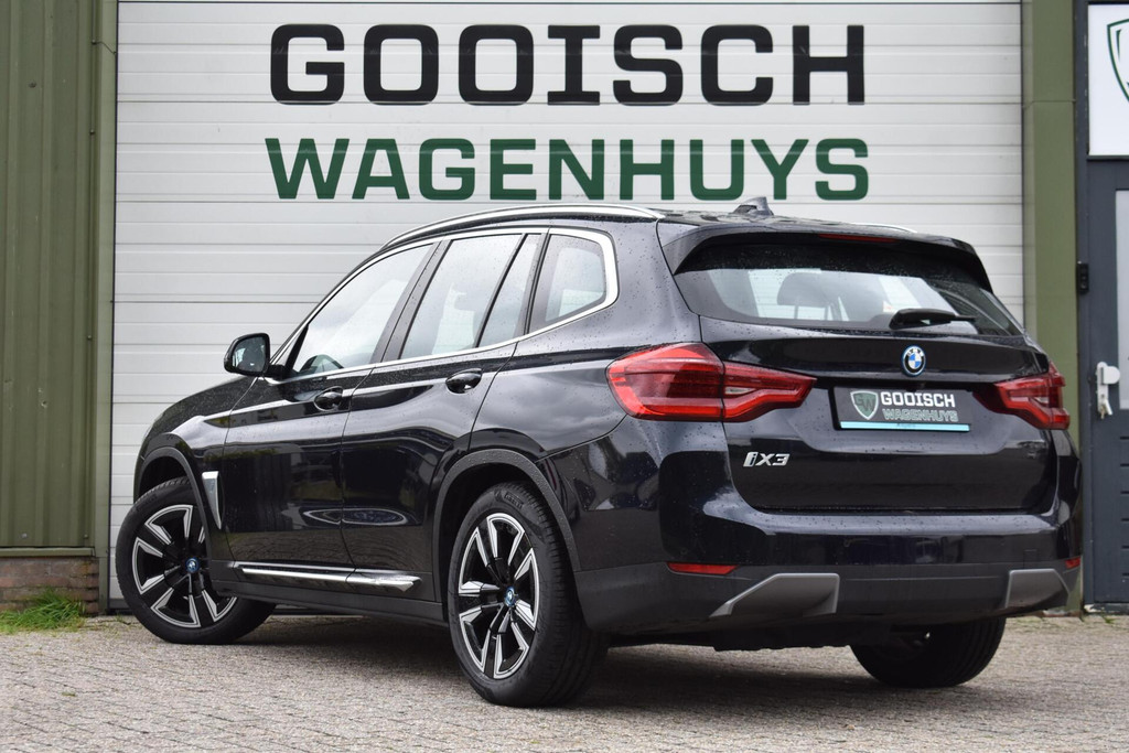 BMW iX3 (L715XX) met abonnement