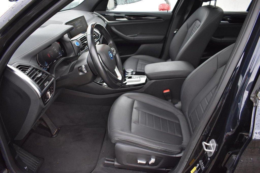 BMW iX3 (L715XX) met abonnement