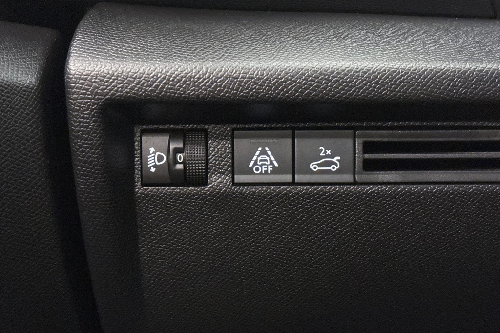 Citroën Ë-C4 (T162PX) met abonnement