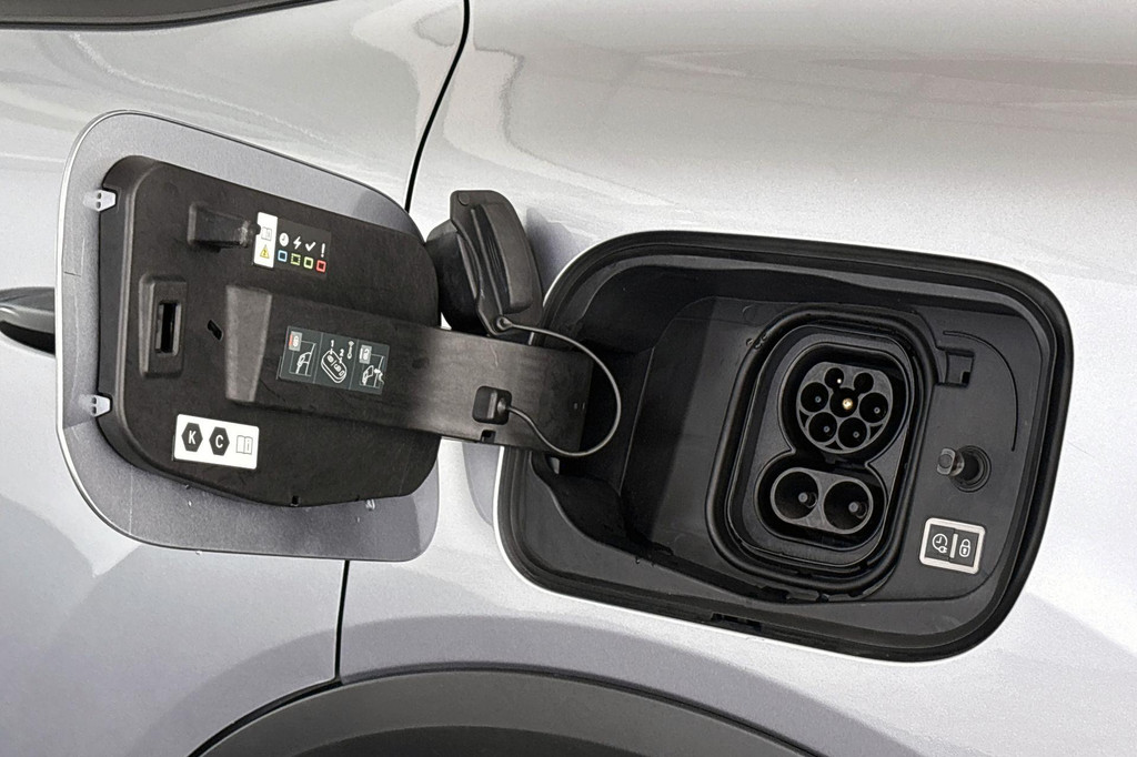 Citroën Ë-C4 (T162PX) met abonnement