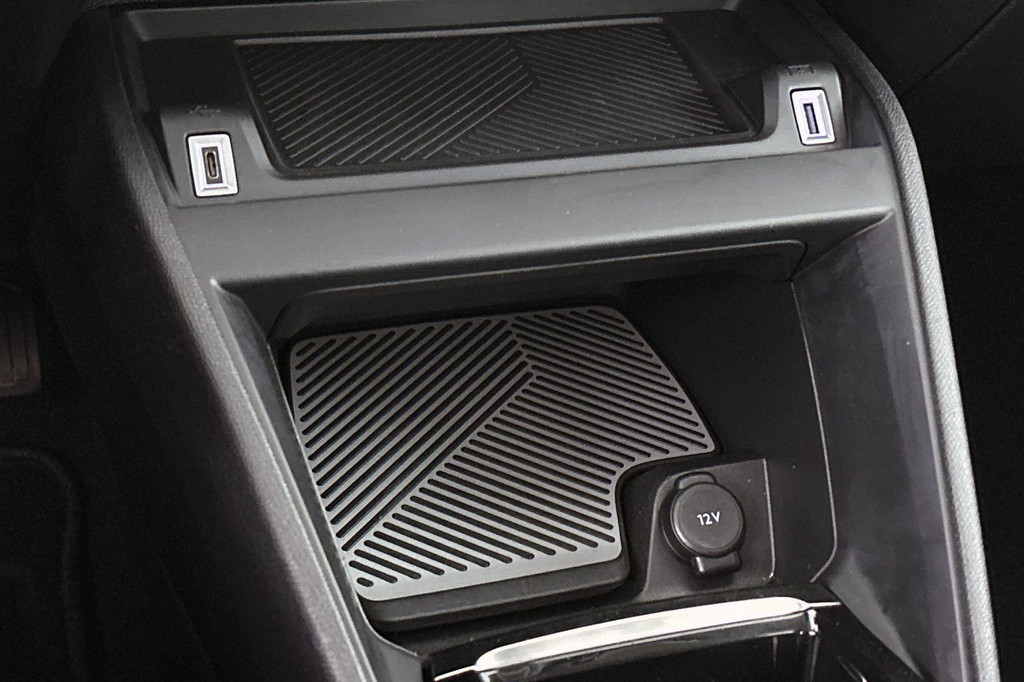 Citroën Ë-C4 (T162PX) met abonnement