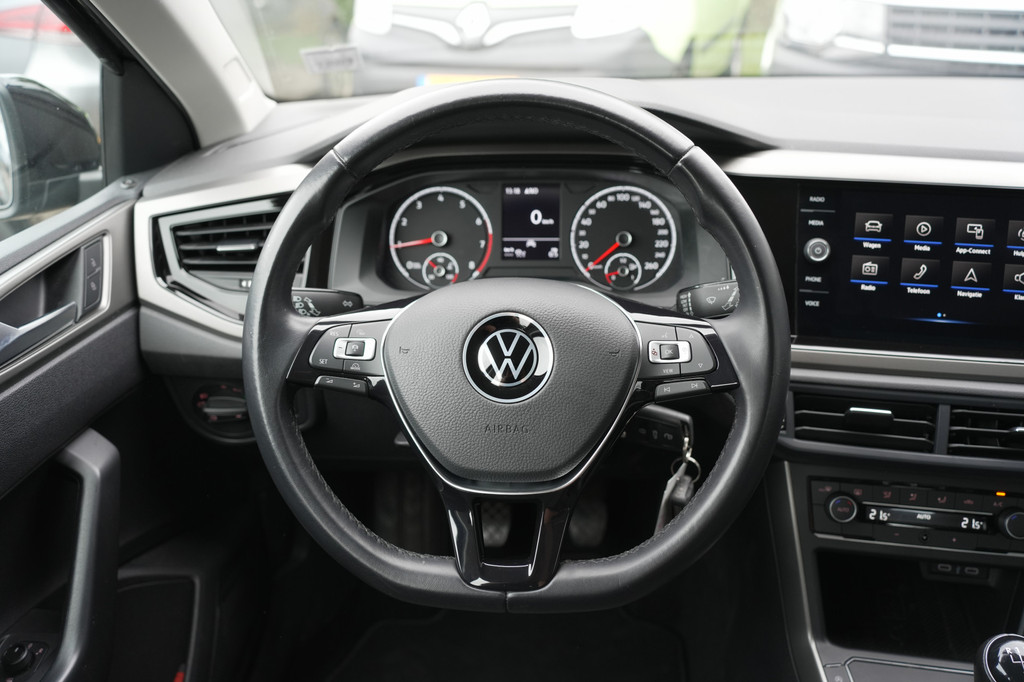 Volkswagen Polo (L780XR) met abonnement