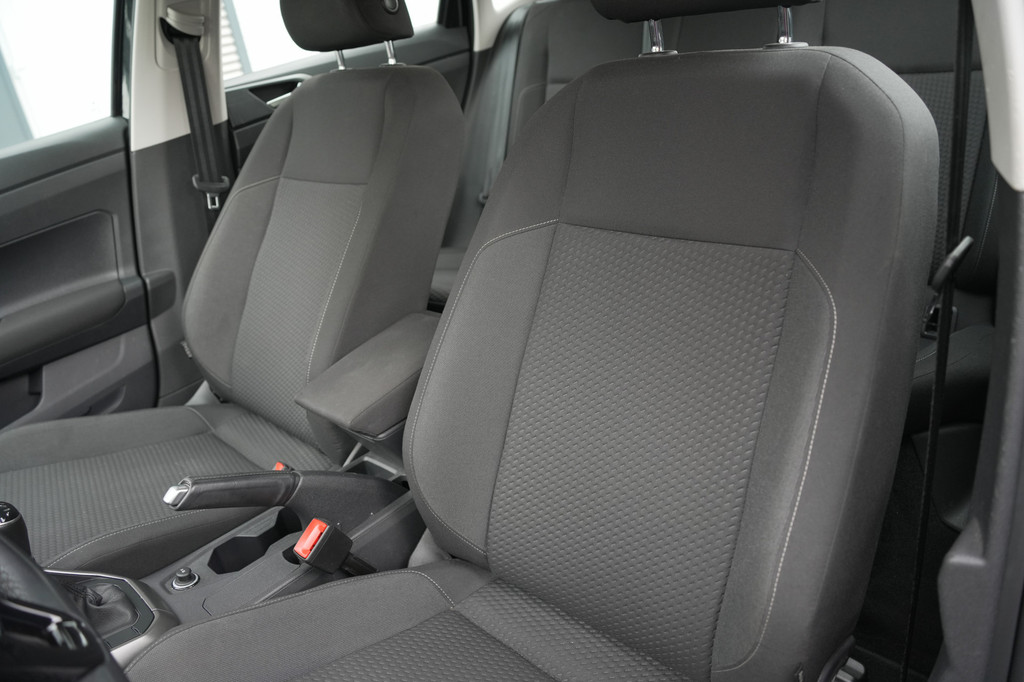 Volkswagen Polo (L780XR) met abonnement