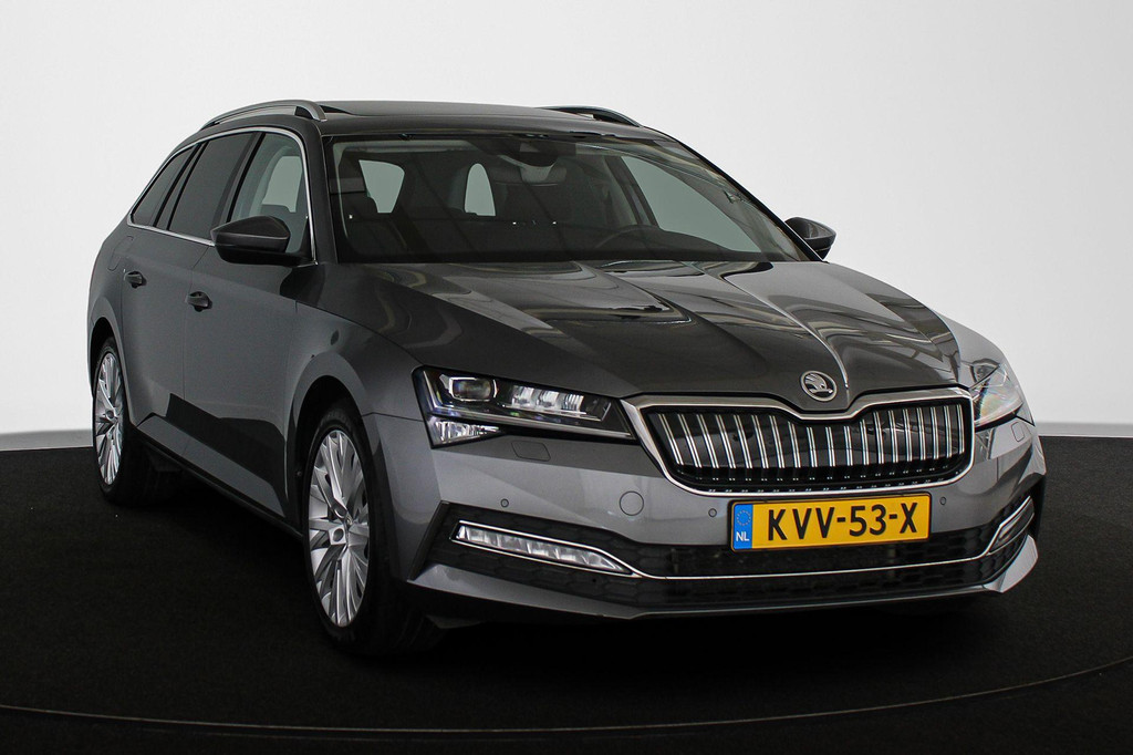ŠKODA Superb (KVV53X) met abonnement