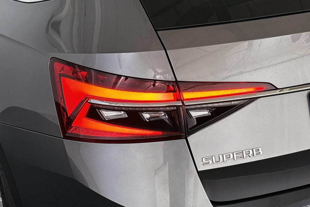 ŠKODA Superb (KVV53X) met abonnement