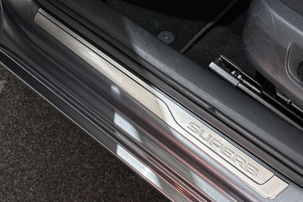 ŠKODA Superb (KVV53X) met abonnement