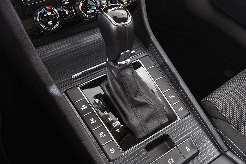 ŠKODA Superb (KVV53X) met abonnement
