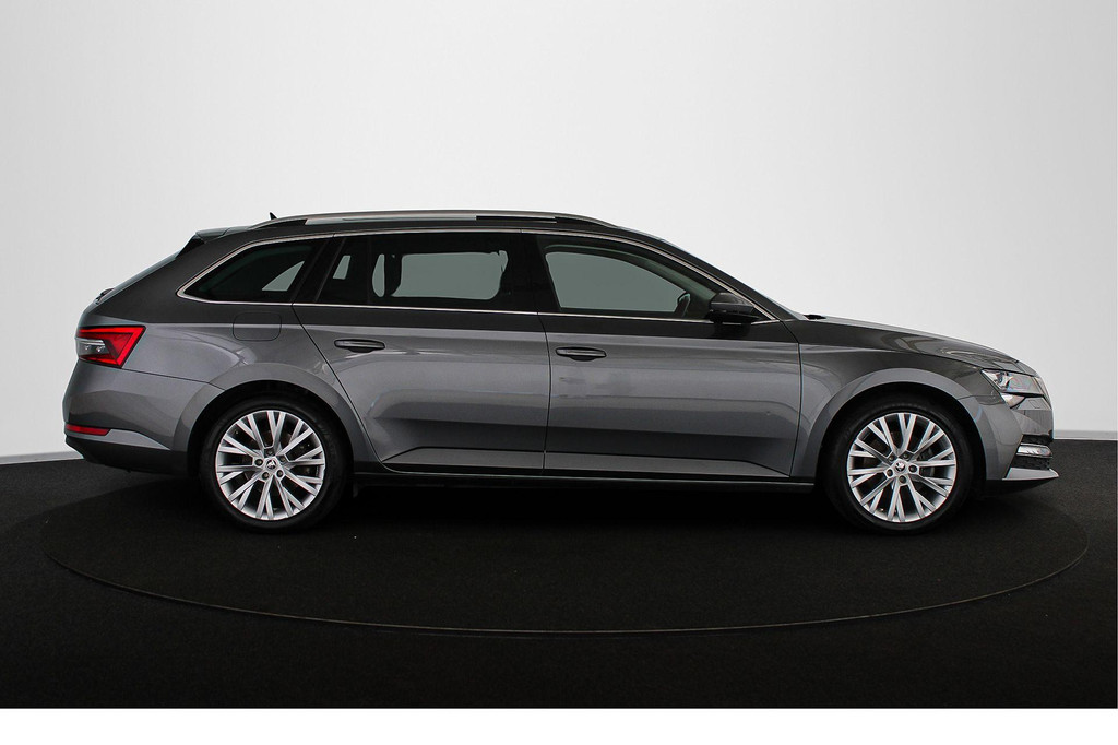 ŠKODA Superb (KVV53X) met abonnement