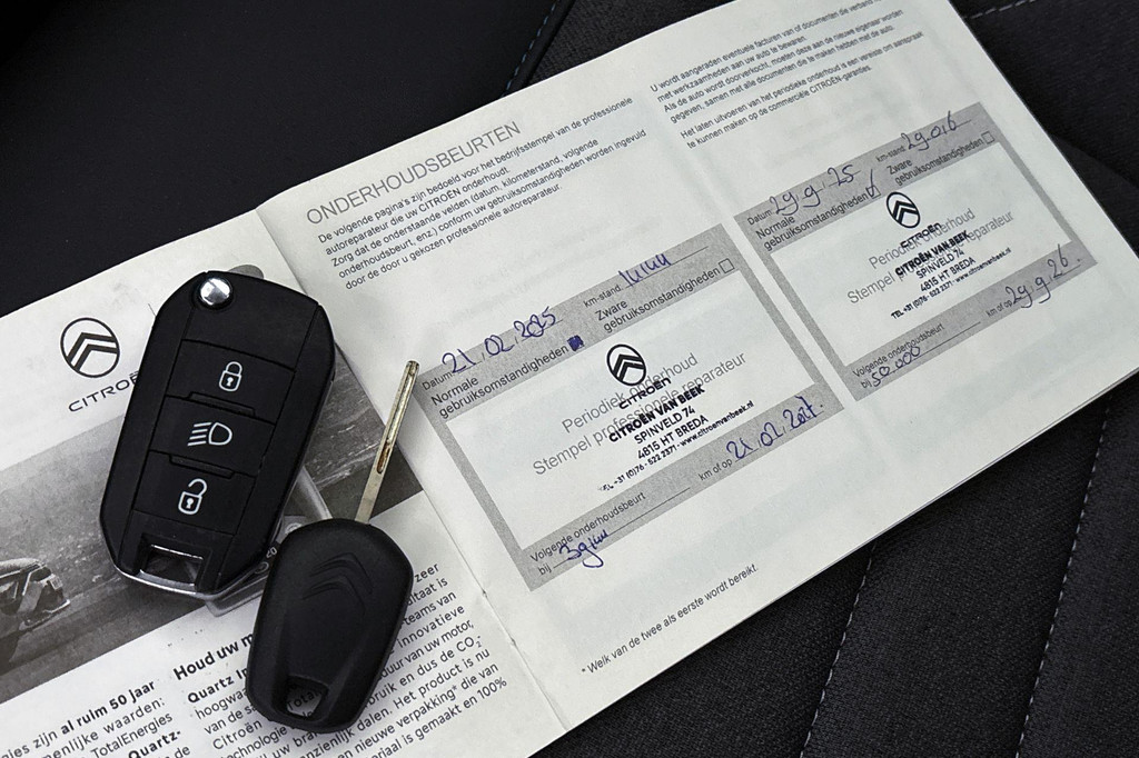 Citroën Ë-C4 (Z856GG) met abonnement