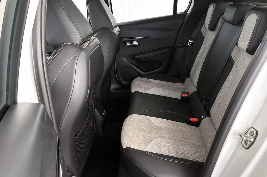 Peugeot e-208 (L578JH) met abonnement