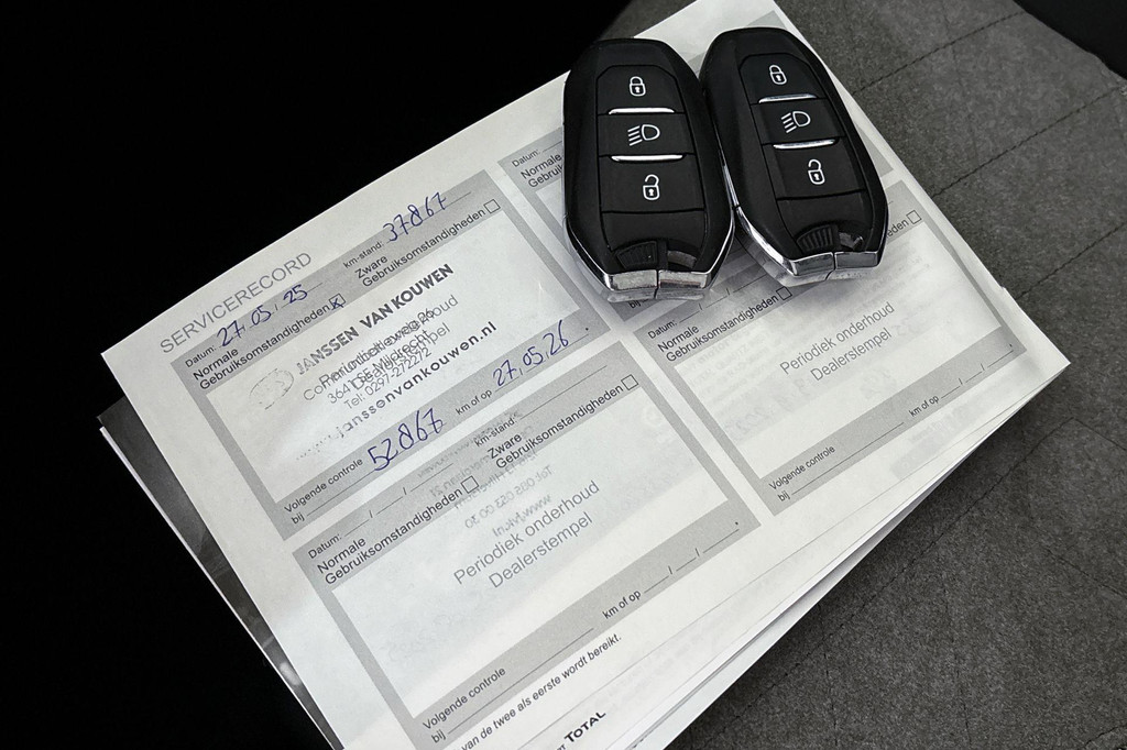 Peugeot e-208 (L578JH) met abonnement