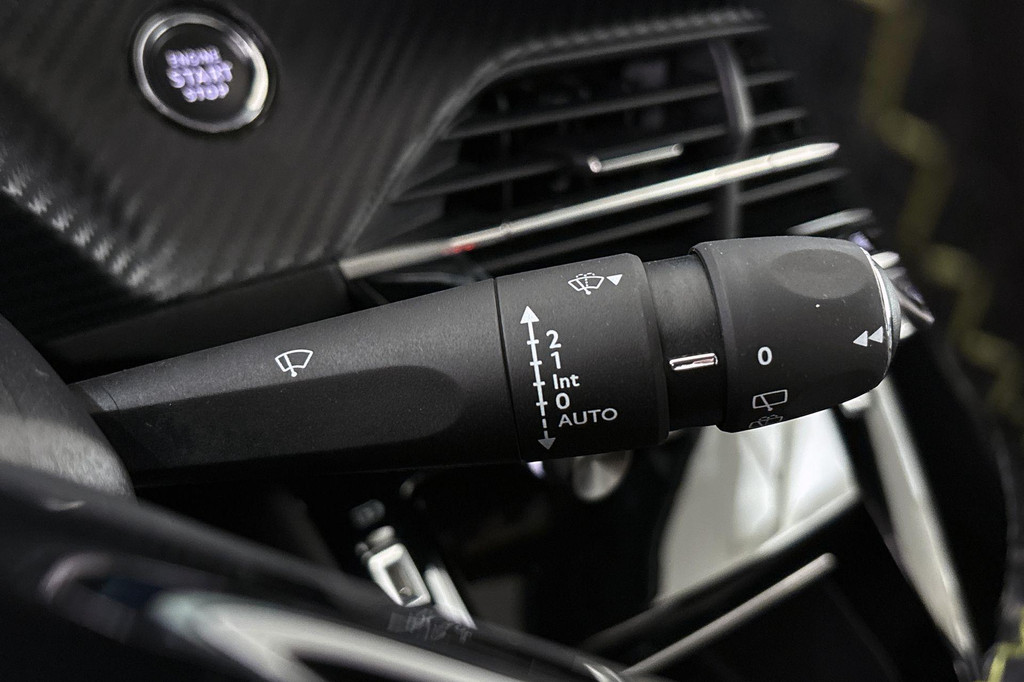Peugeot e-208 (L578JH) met abonnement