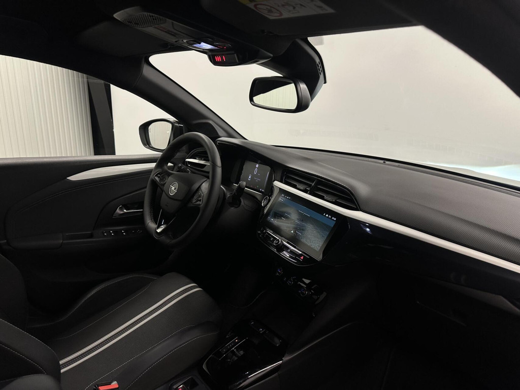 Opel Corsa (HJD31K) met abonnement