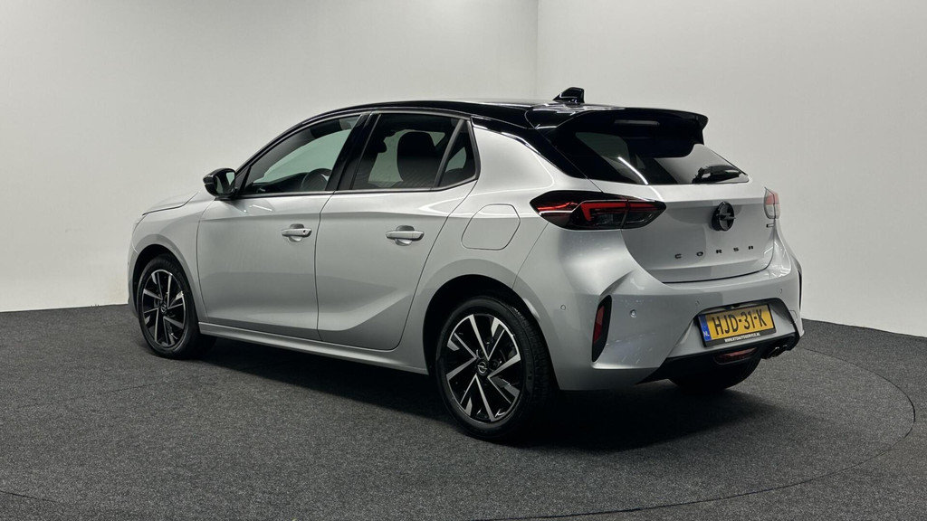 Opel Corsa (HJD31K) met abonnement