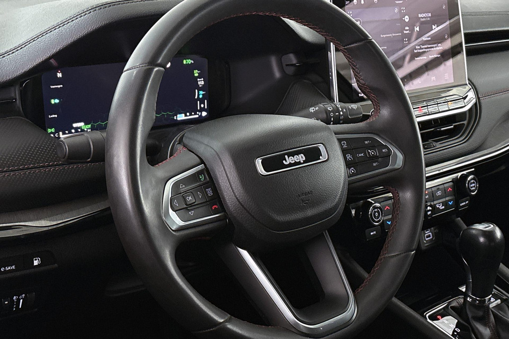 Jeep Compass (KVF85H) met abonnement