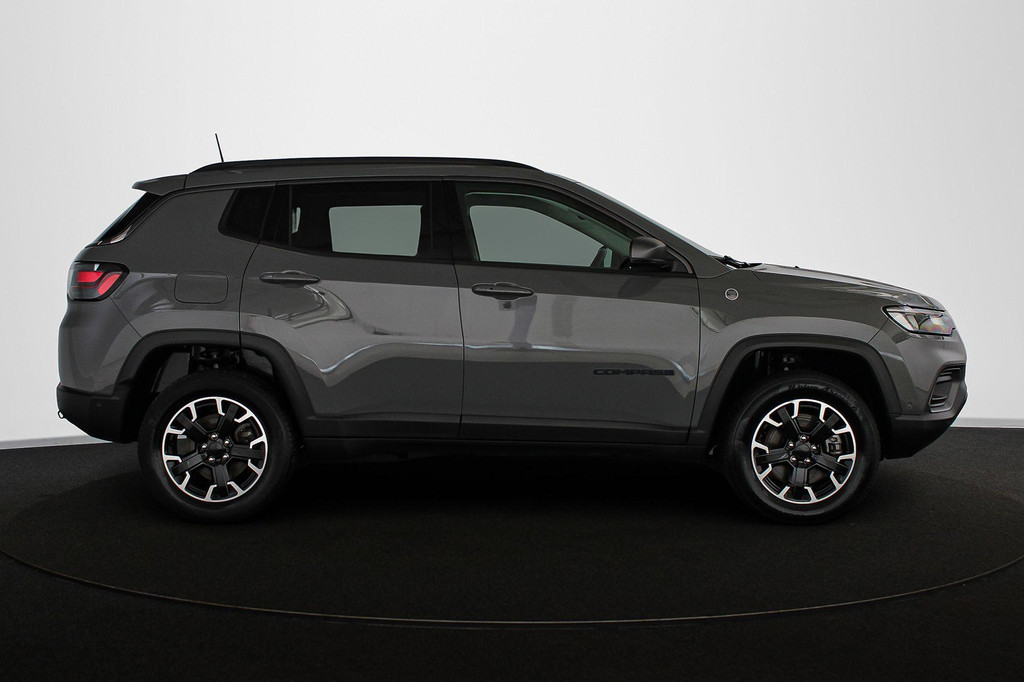 Jeep Compass (KVF85H) met abonnement
