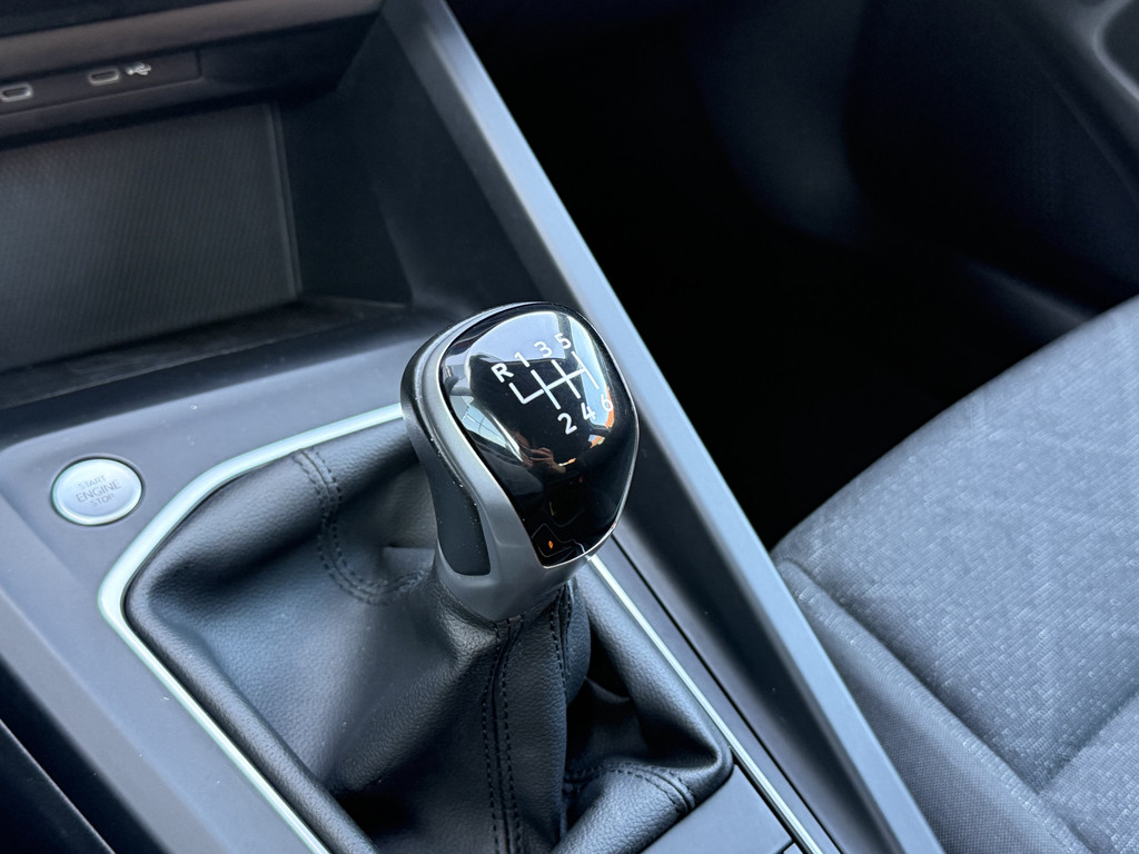 Volkswagen Golf (T874PS) met abonnement