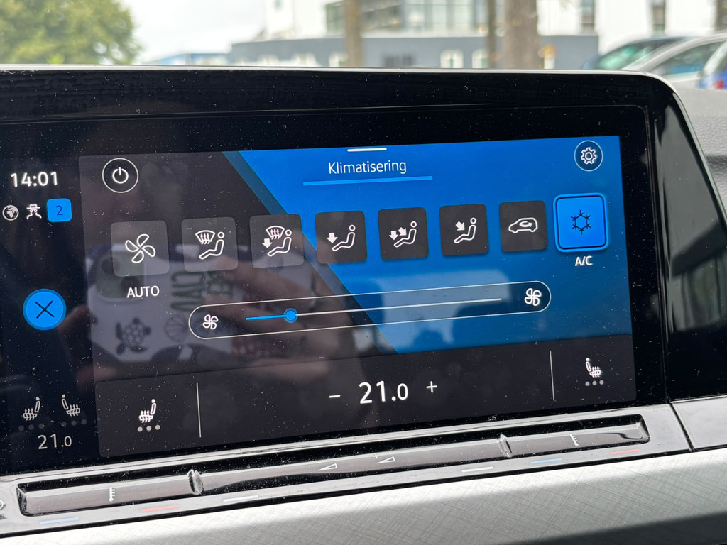 Volkswagen Golf (T874PS) met abonnement