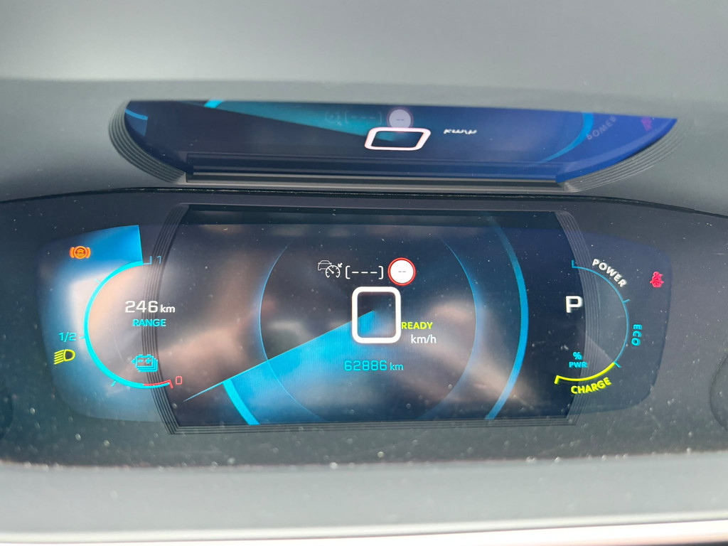 Peugeot e-2008 (L389TJ) met abonnement
