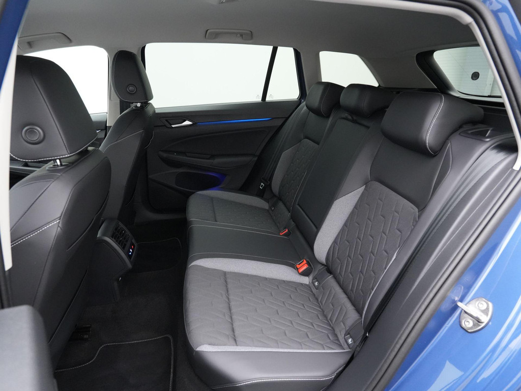 Volkswagen GOLF Variant (KNJ16P) met abonnement