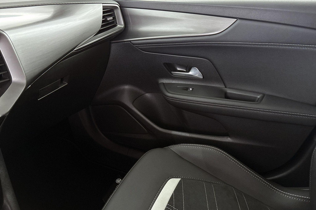 Opel Mokka-e (KTZ84X) met abonnement