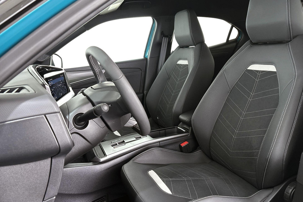 Opel Mokka-e (KTZ84X) met abonnement