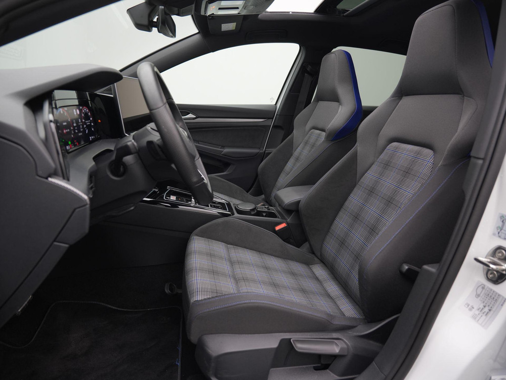 Volkswagen Golf GTE (KTD53V) met abonnement