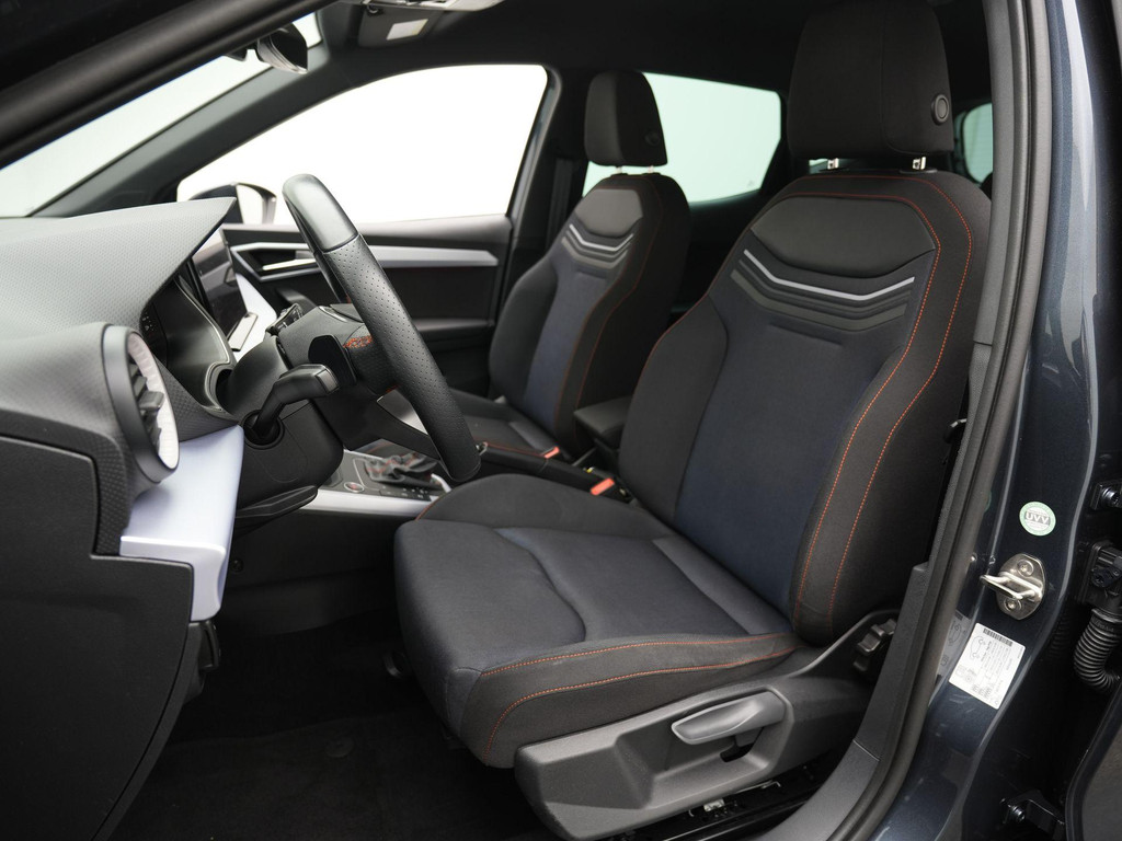 Seat Arona (KRF65G) met abonnement