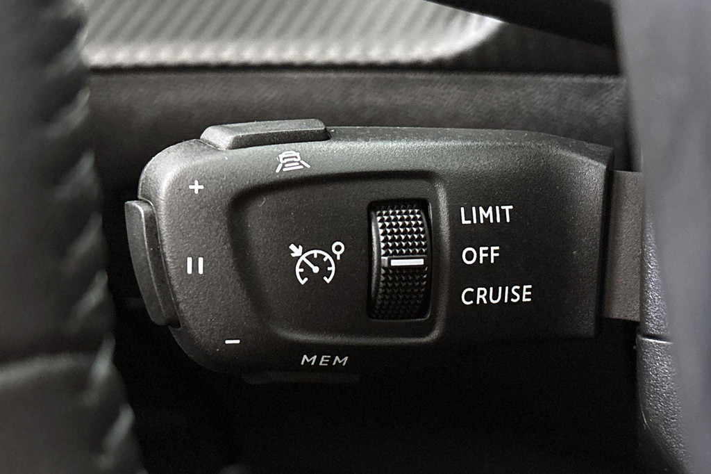Peugeot 2008 (HHZ83L) met abonnement