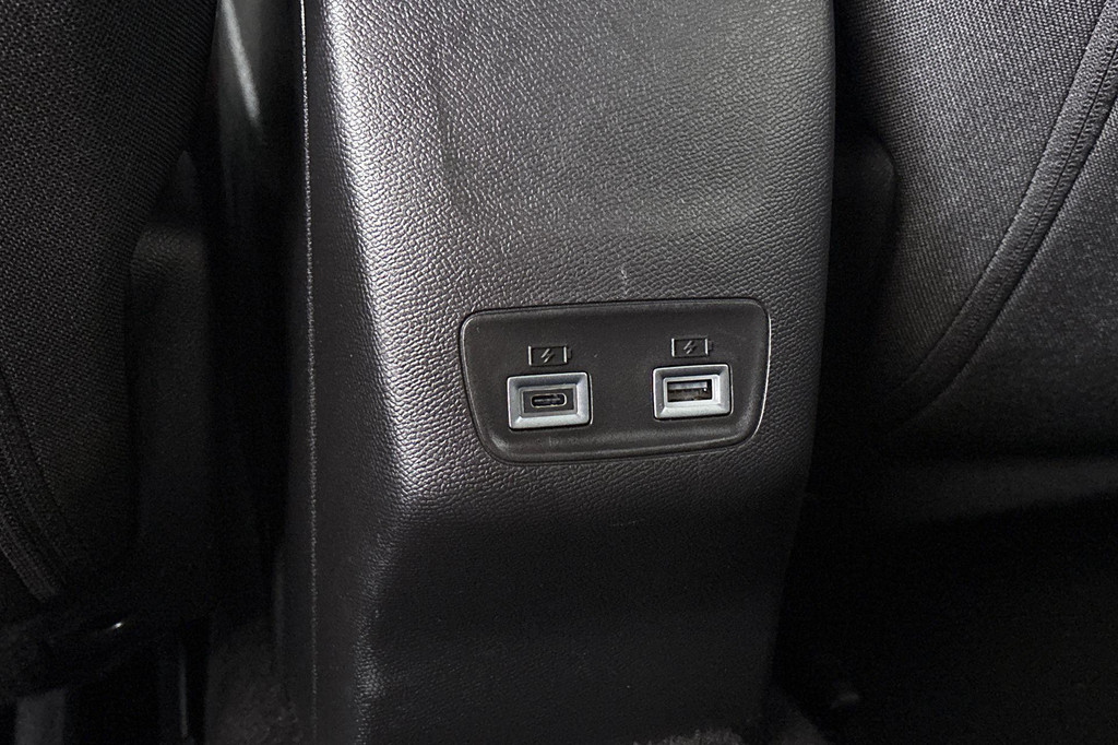 Peugeot 2008 (HHZ83L) met abonnement