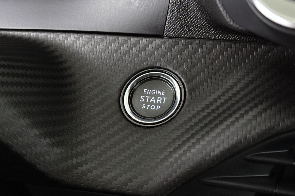 Peugeot 2008 (HHZ83L) met abonnement
