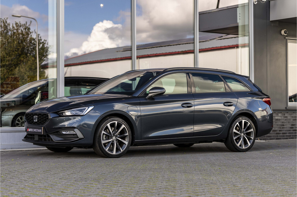 Seat Leon Sportstourer (K809ZF) met abonnement