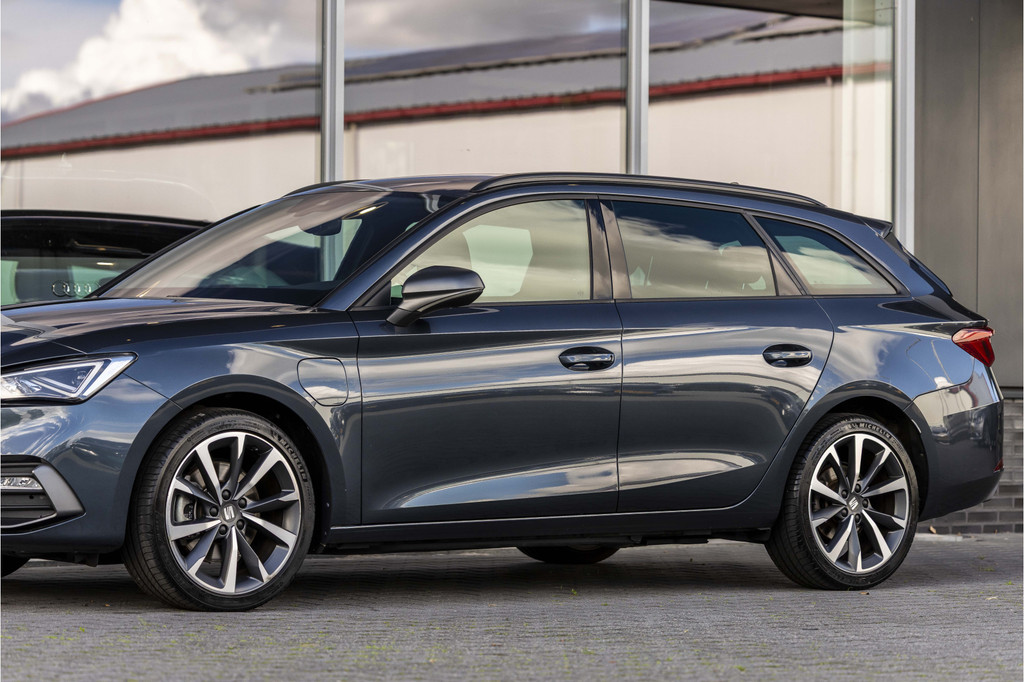 Seat Leon Sportstourer (K809ZF) met abonnement
