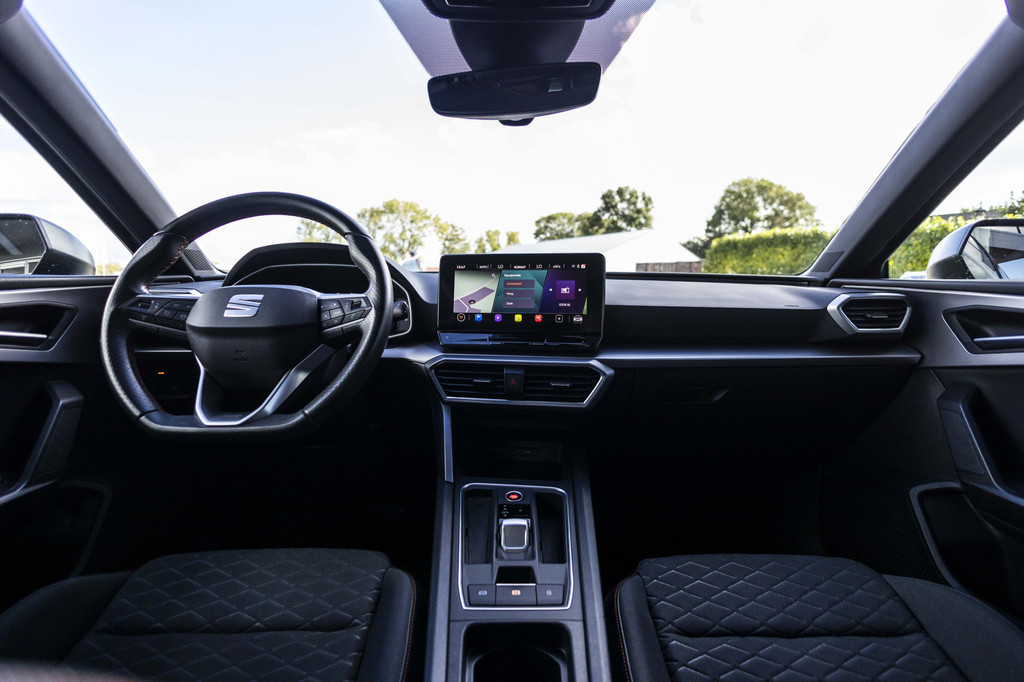 Seat Leon Sportstourer (K809ZF) met abonnement