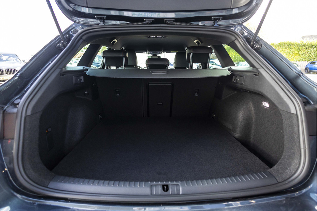 Seat Leon Sportstourer (K809ZF) met abonnement