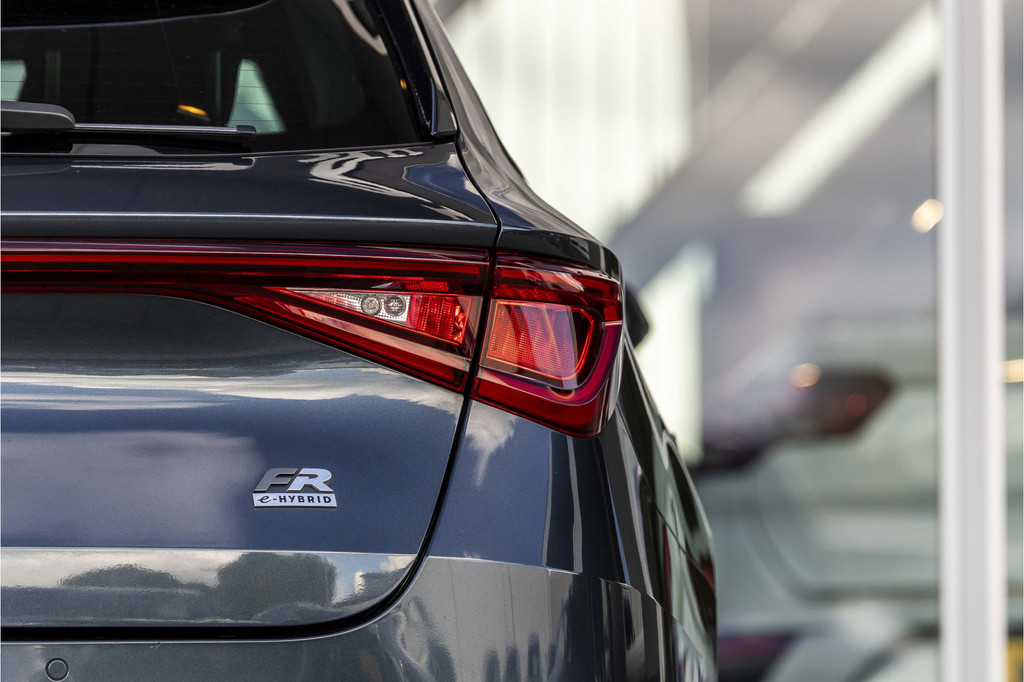 Seat Leon Sportstourer (K809ZF) met abonnement
