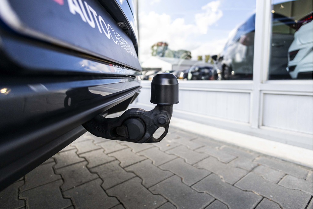 Seat Leon Sportstourer (K809ZF) met abonnement