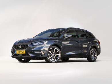 Seat Leon Sportstourer (K809ZF) met auto abonnement