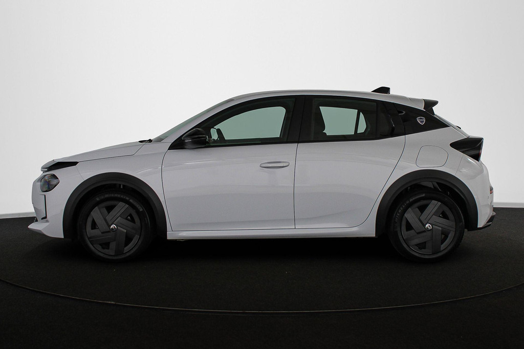 Lancia Ypsilon (HXF17L) met abonnement