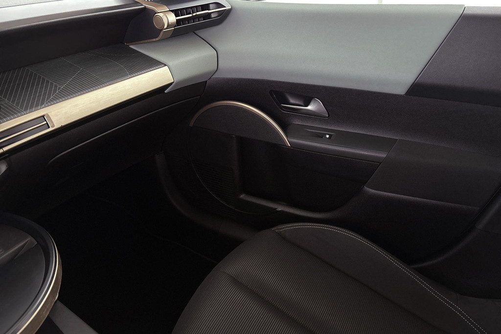 Lancia Ypsilon (HXF17L) met abonnement
