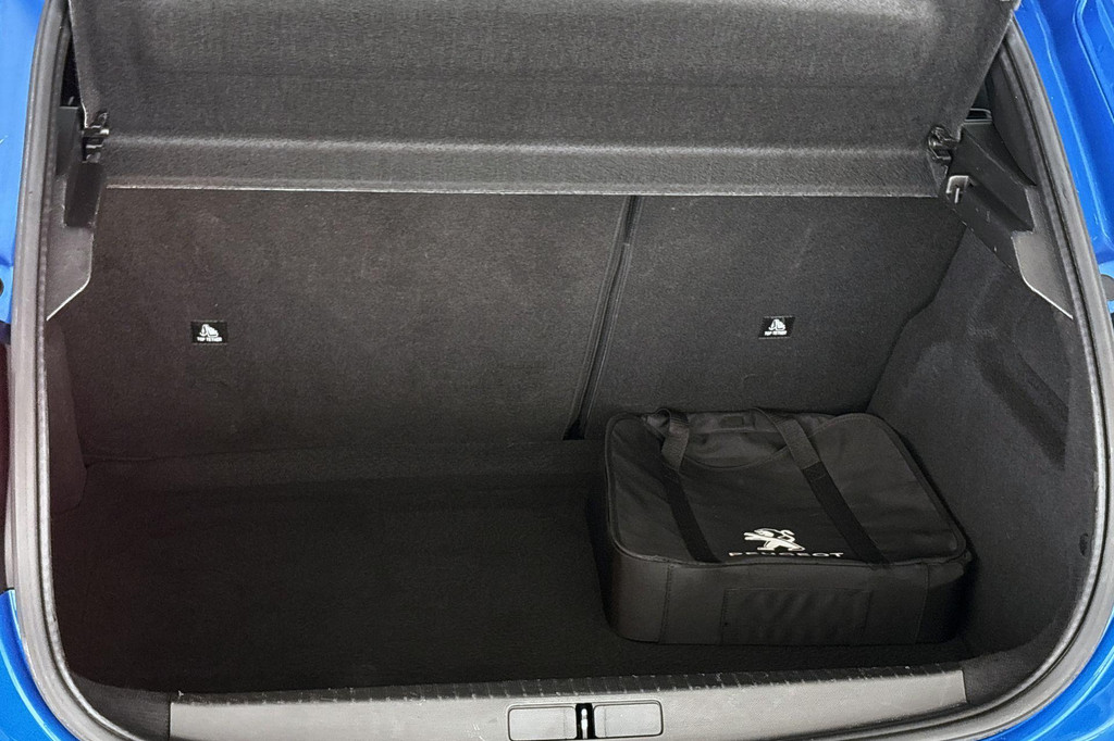 Peugeot e-208 (L750RV) met abonnement