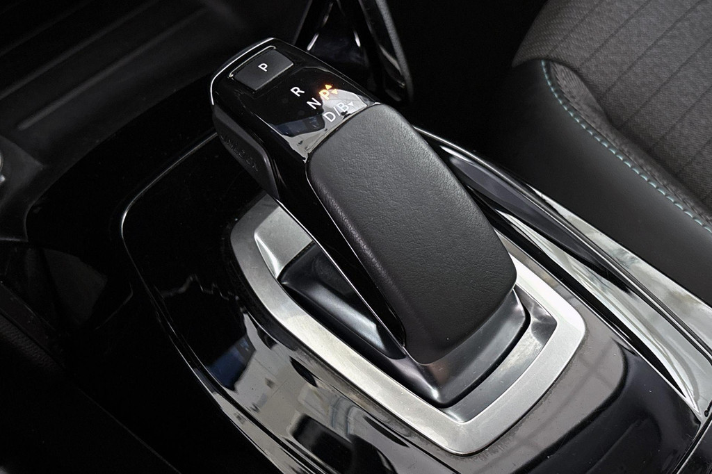 Peugeot e-208 (L750RV) met abonnement