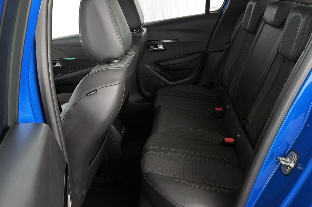 Peugeot e-208 (L750RV) met abonnement