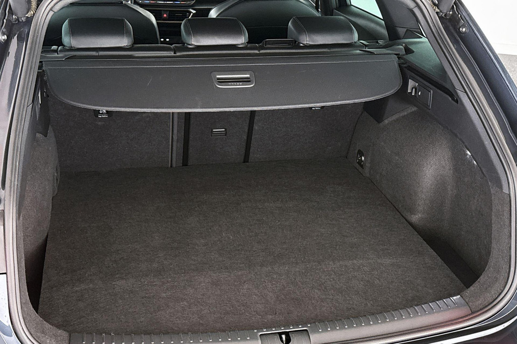 CUPRA Leon Sportstourer (KSK20V) met abonnement