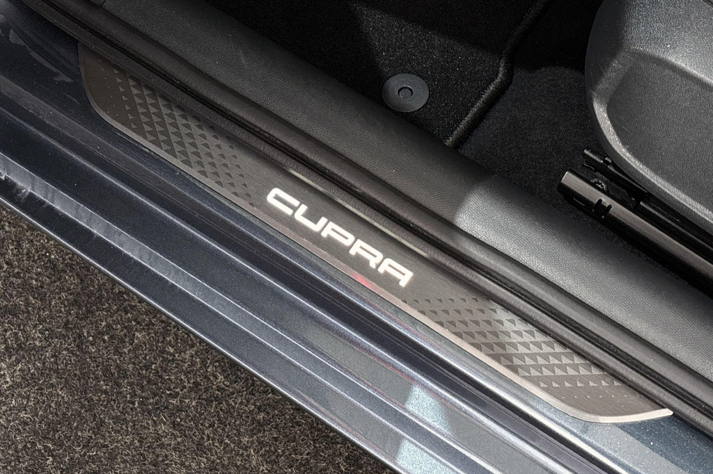 CUPRA Leon Sportstourer (KSK20V) met abonnement