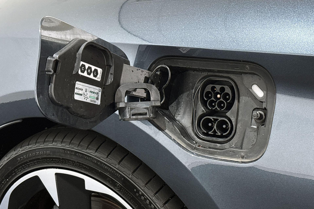 CUPRA Leon Sportstourer (KSK20V) met abonnement