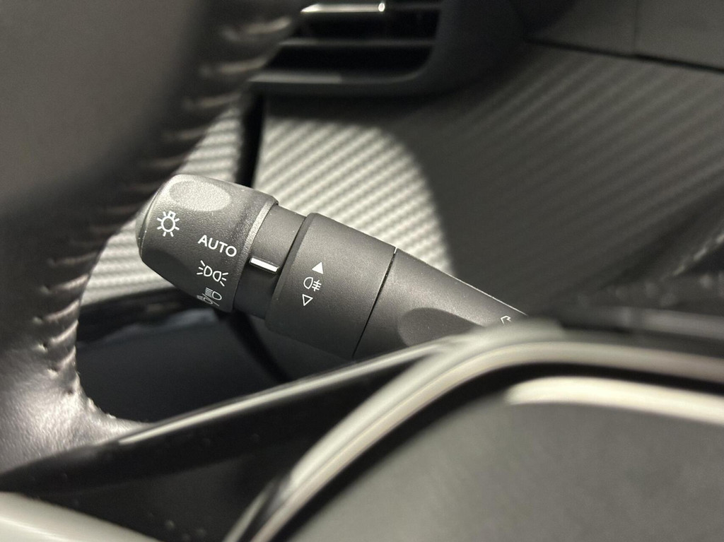 Peugeot 208 (P317XF) met abonnement
