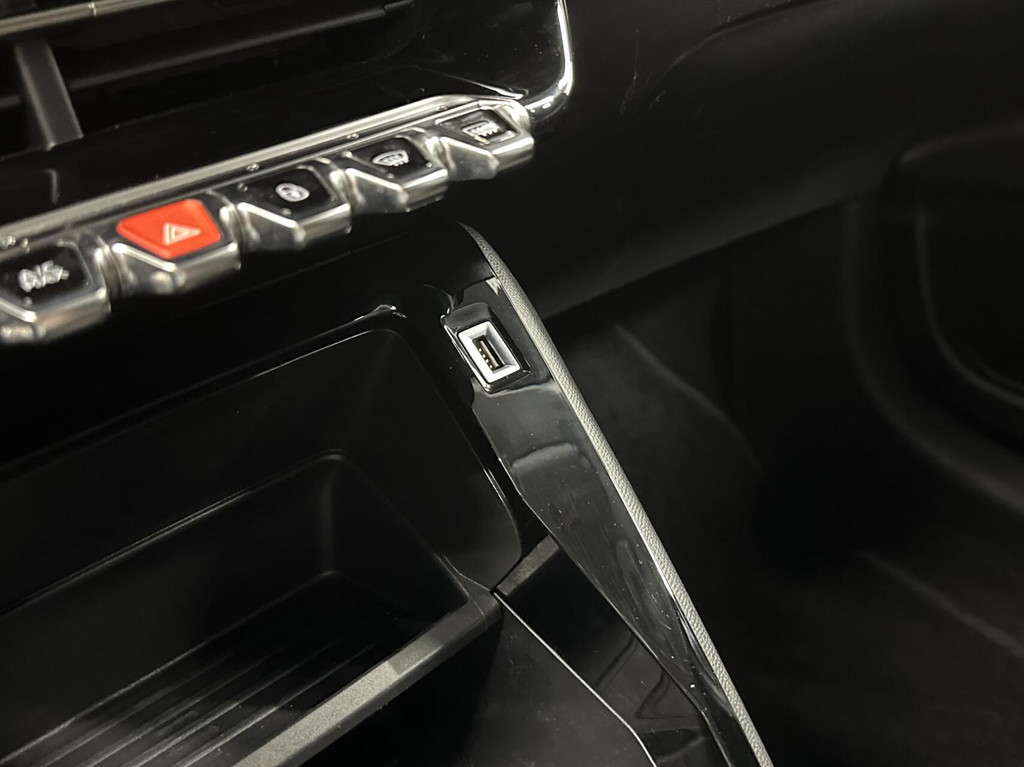 Peugeot 208 (P317XF) met abonnement