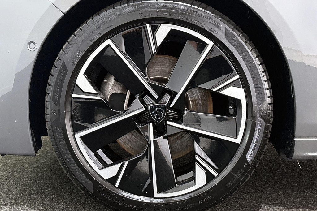 Peugeot 508 (X133HF) met abonnement