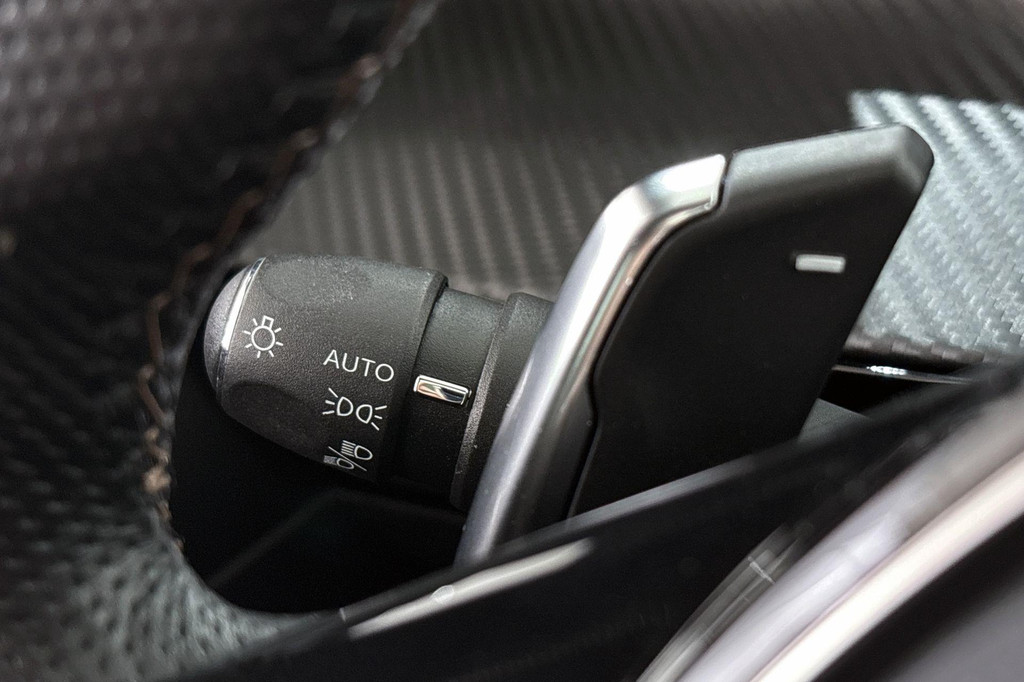 Peugeot 508 (X133HF) met abonnement